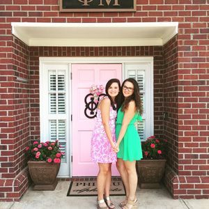 Meet your Posher, Lexis